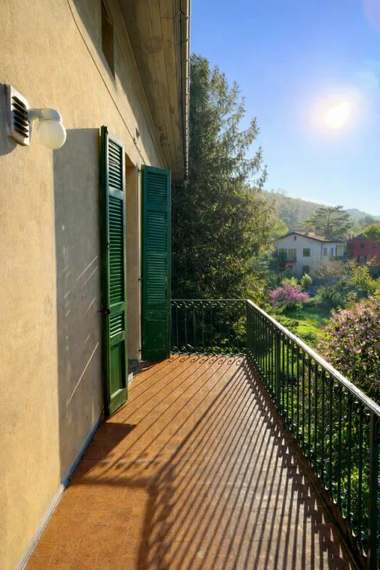 Terreno edificabile con casa con 2 appartamenti – Foto 7 von 9