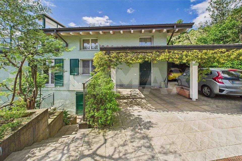 CADEGLIANO (IT) Casa unifamiliare con vista lago – un’oasi di tranq...