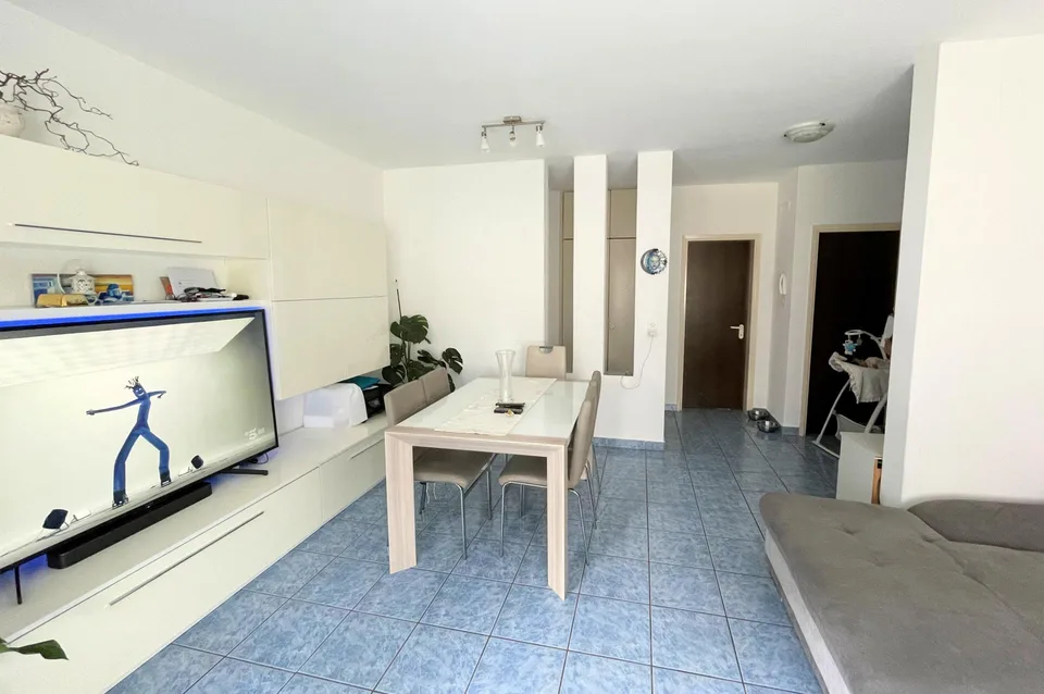 Appartement im letzten Stock in einer komfortablen und ruhigen Gegend – Foto 7 von 16