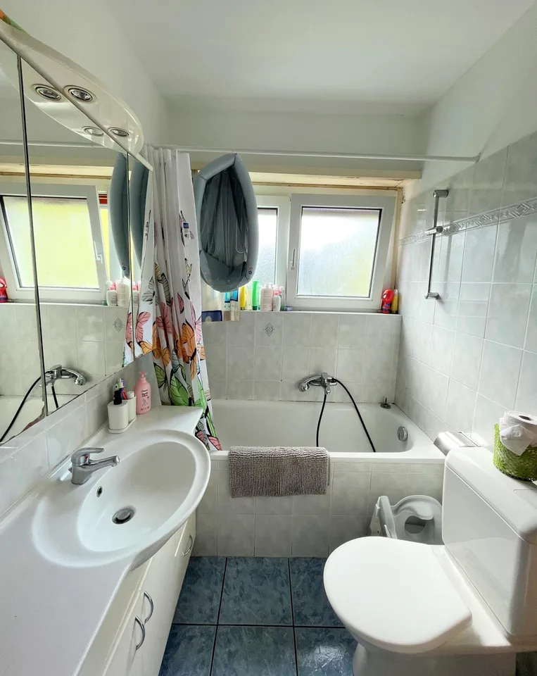 Appartement im letzten Stock in einer komfortablen und ruhigen Gegend – Foto 13 von 16