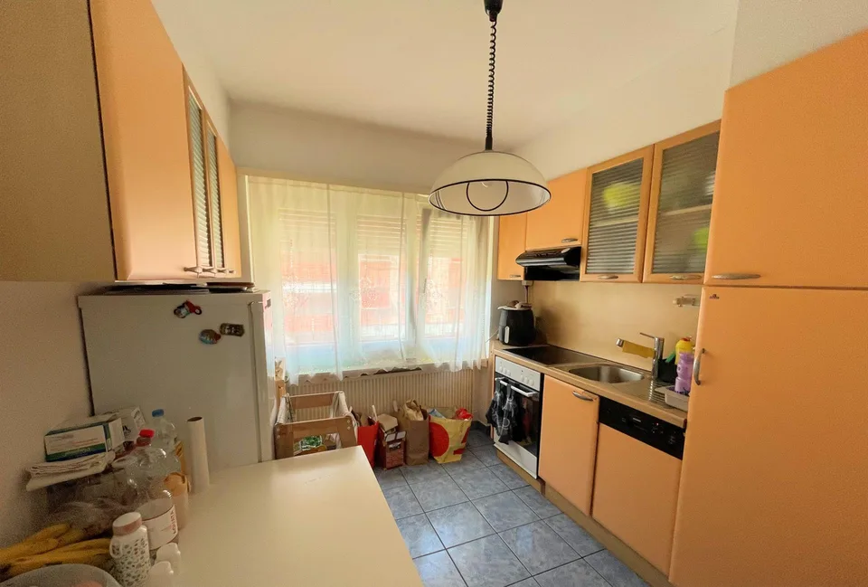 Appartement im letzten Stock in einer komfortablen und ruhigen Gegend – Foto 9 von 16