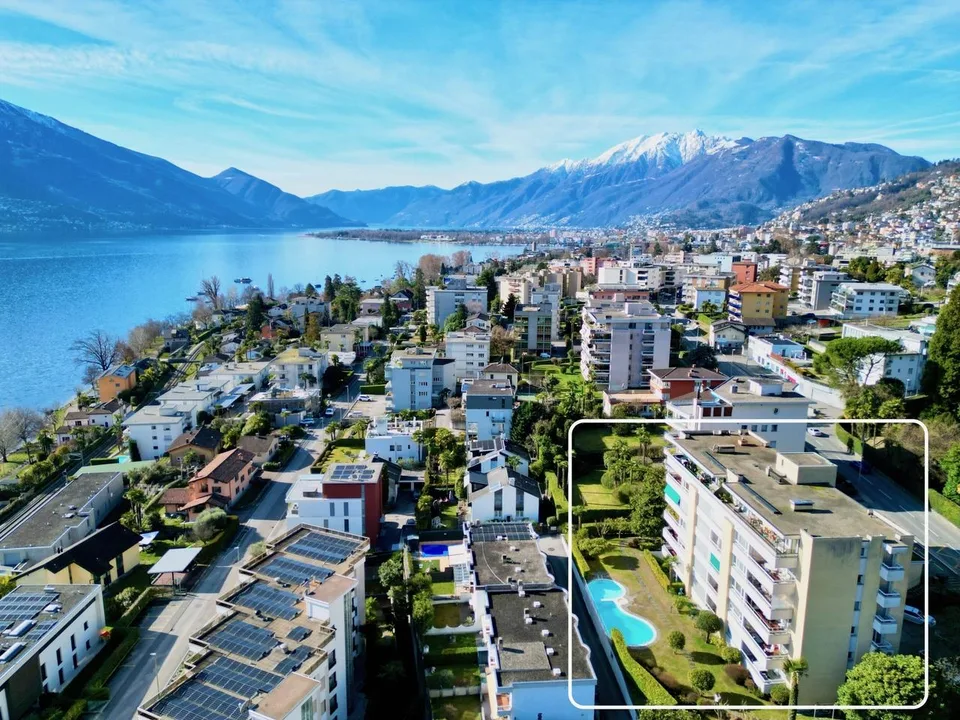 Vista lago, ampi spazi e piscina: elegante appartamento a Minusio