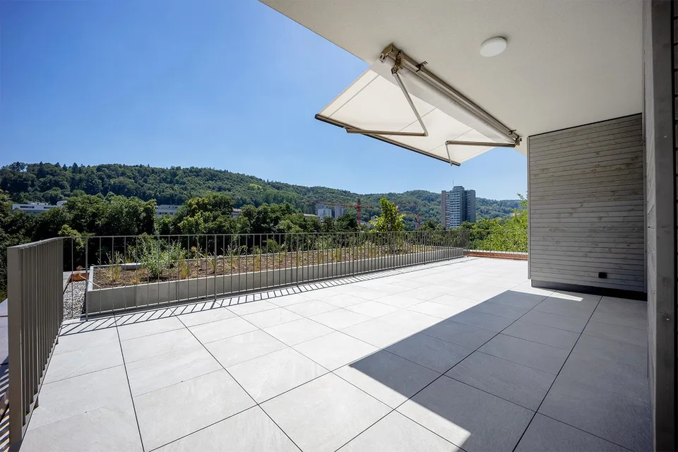 Neue exklusive Attika-Maisonette-Terrassen-Eigentumswohnung