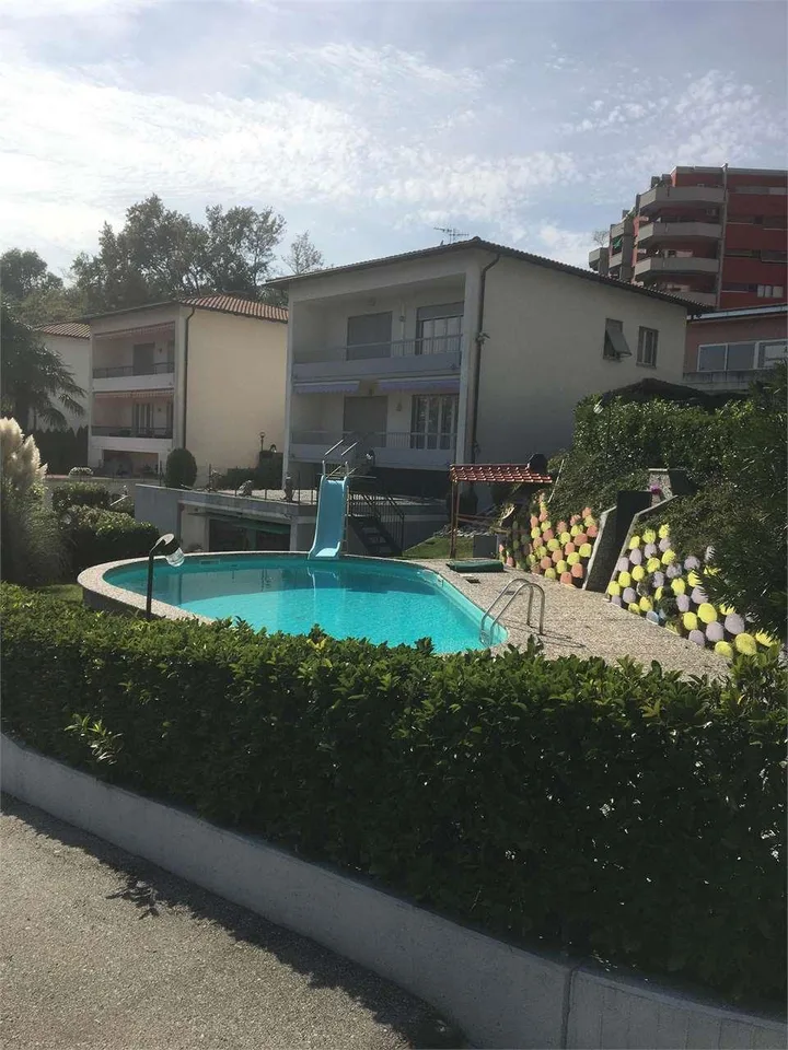 2397_Coldrerio, Einfamilienhaus mit Pool