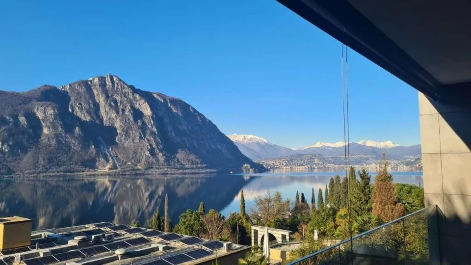 BISSONE: RAFFINATO 2,5 LOCALI CON VISTA LAGO
