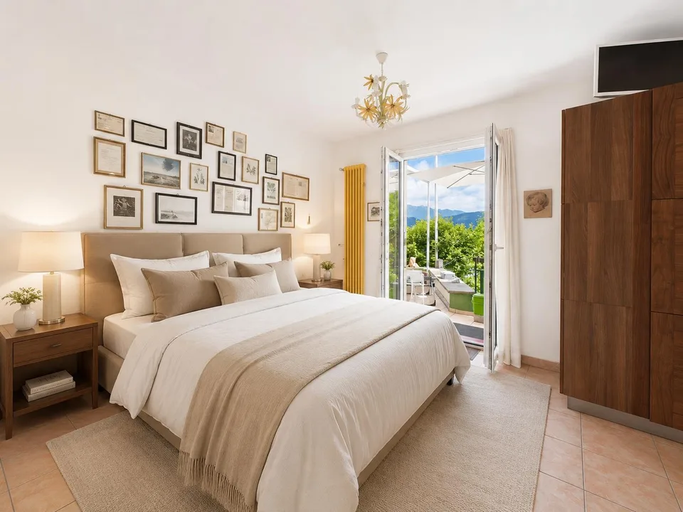 Traumhafte Villa in Pura mit herrlichem Seeblick und privatem Pool  Splendida villa a Pura con magnifica vista lago e piscina privata