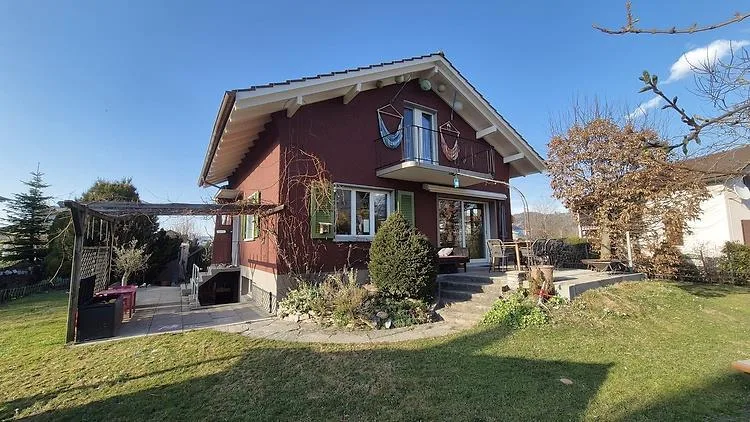 4 ZIMMER-HAUS IN UETENDORF (BE), MÖBLIERT, TEMPORÄR