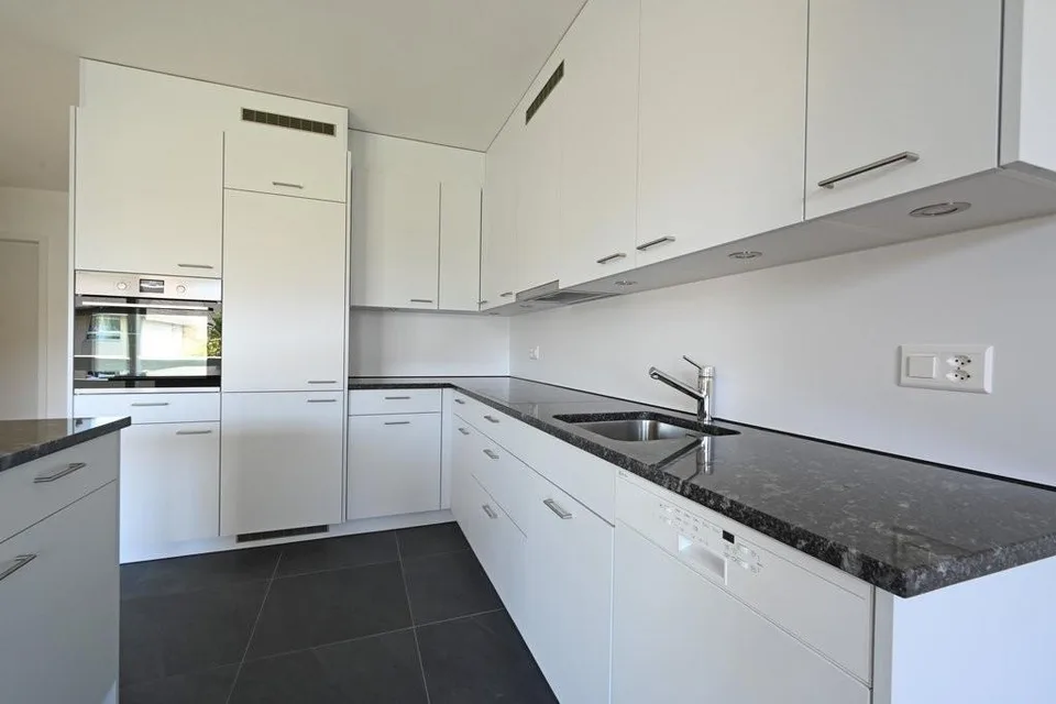 Ihre Traumwohnung wartet: 3.5 Zimmer frisch Saniert!