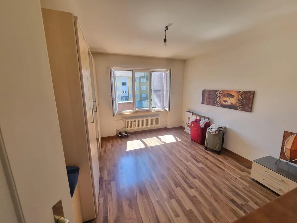 Appartement de 3 pièces confortable à Oftringen avec parking