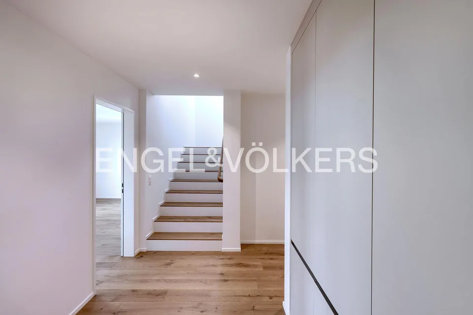Premier contrat de location : Maisonnette en attique exclusive avec grande terrasse panoramique