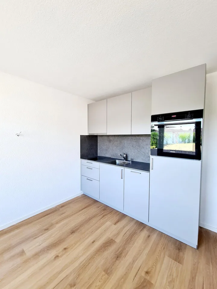 Moderne 2-Zimmer-Wohnung mit Balkon in Wil