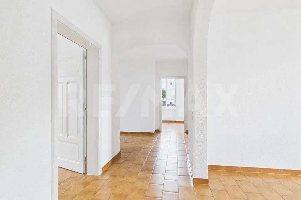 Appartement lumineux et spacieux de 4,5 pièces à Coldrerio