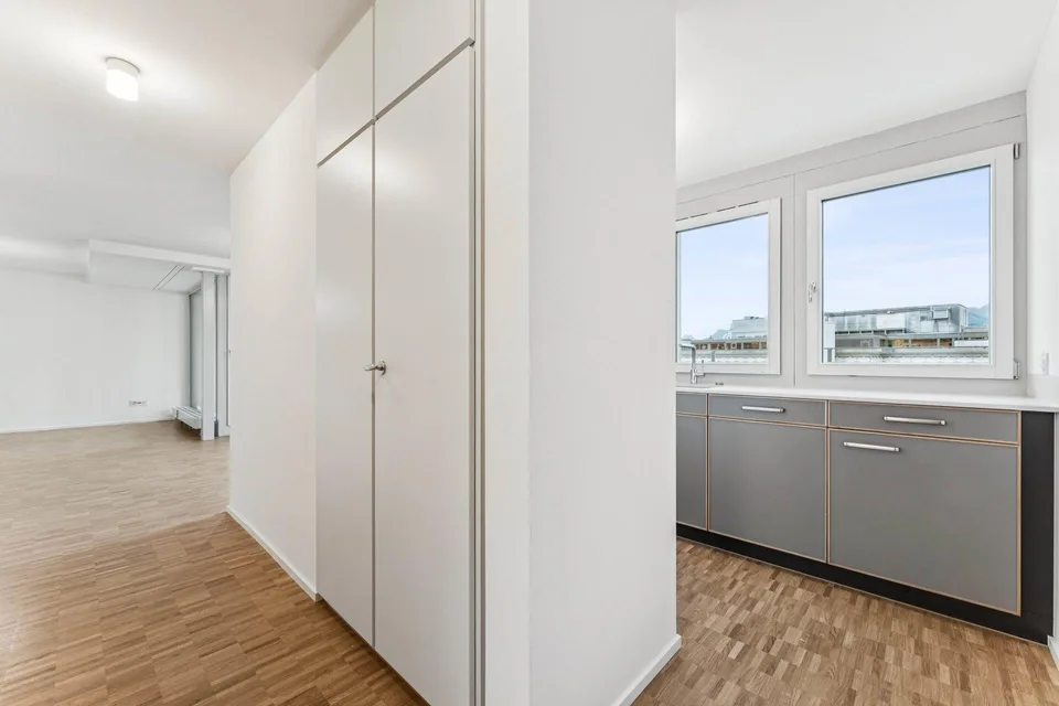 Prima affitto - Vivere e lavorare con vista sulla Reuss! – foto 9 di 11