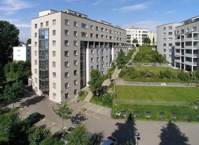 Grosszügige Familienwohnung in ruhiger Gegend