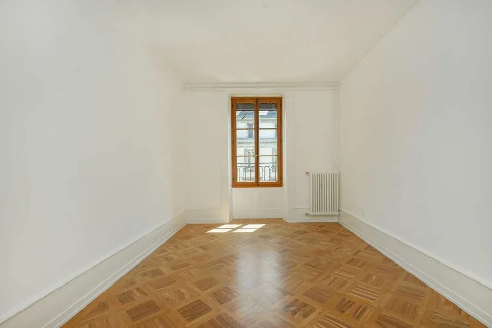 High-standard accommodation in the city center