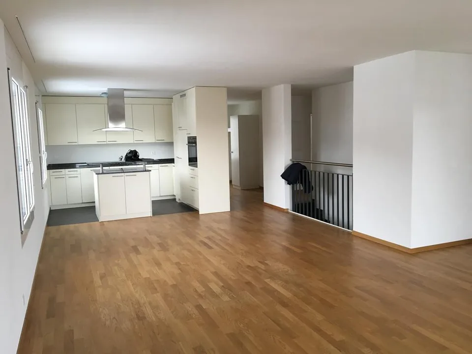 Spaziosa maisonette di 4.5 locali