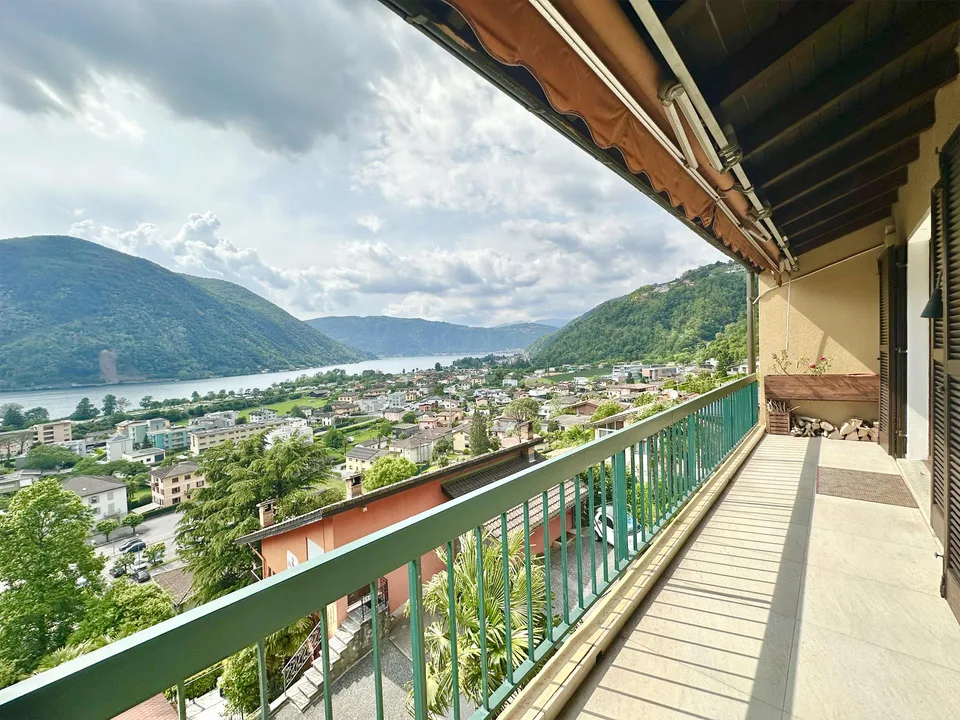 Bel attico à Val Mara, canton du Tessin avec vue lac imprenable