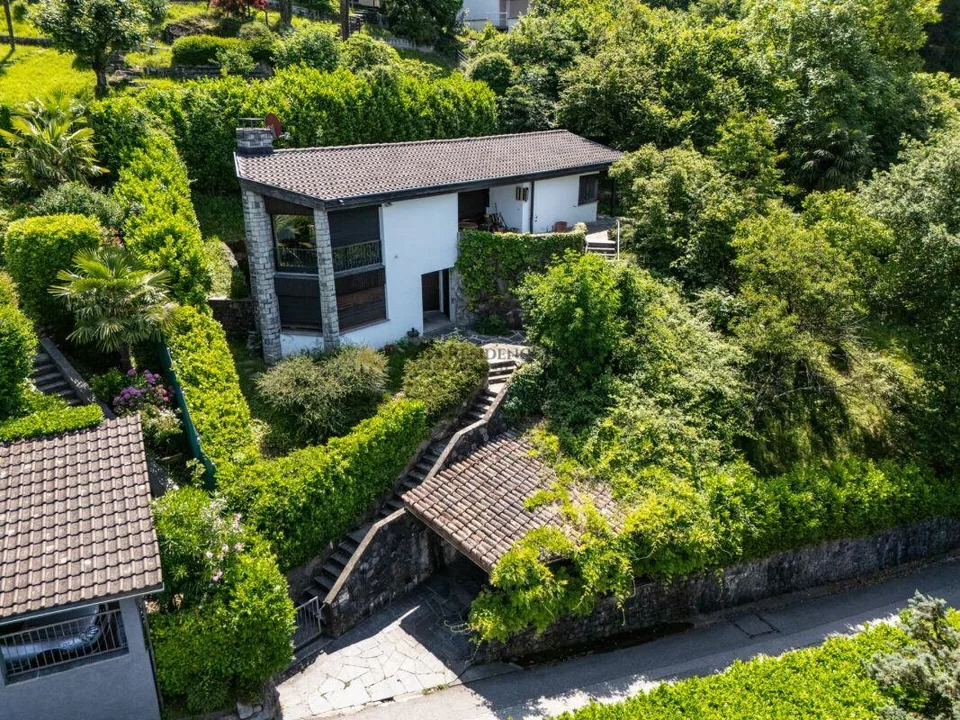 Vivere nel verde con bella vista da sogno ad Arogno