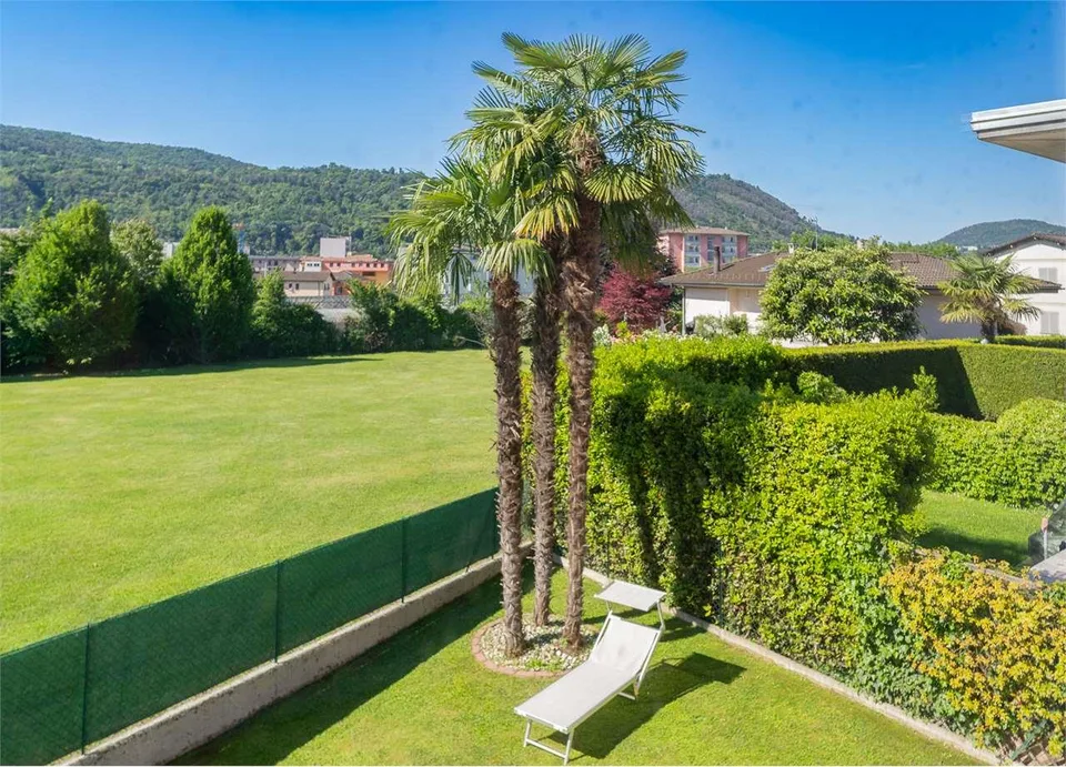 Vacallo: maison mitoyenne avec jardin privé
