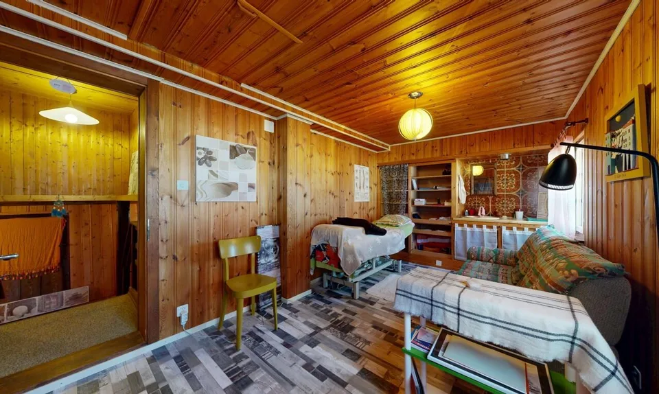 Geräumiges Haus mit großem Potenzial in ruhiger Lage – Foto 10 von 19
