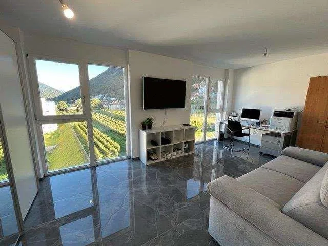 Mendrisio – modernes Dachgeschoß mit 2,5 Zimmern und großem bewohnbarem Balkon