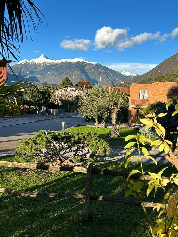 Schönes Haus in Wohngegend – Foto 17 von 24
