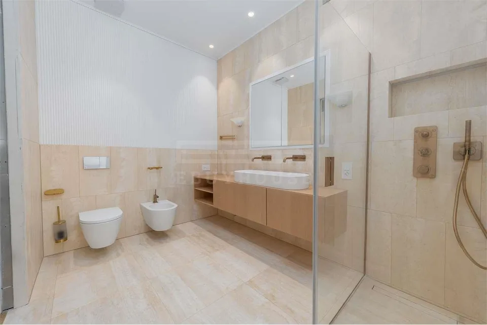 Luxus-Penthouse in Montagnola mit Pool und SPA – Foto 10 von 13