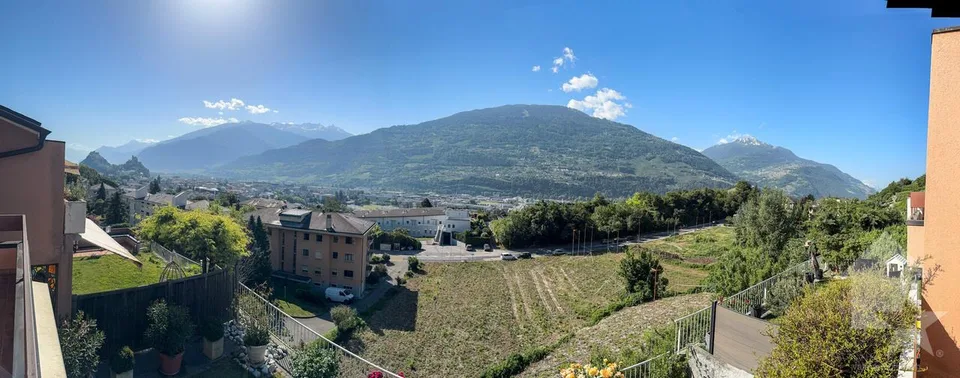 Casa familiare con vista panoramica e potenziale di ristrutturazione eccezionale ? Gravelone, Sion