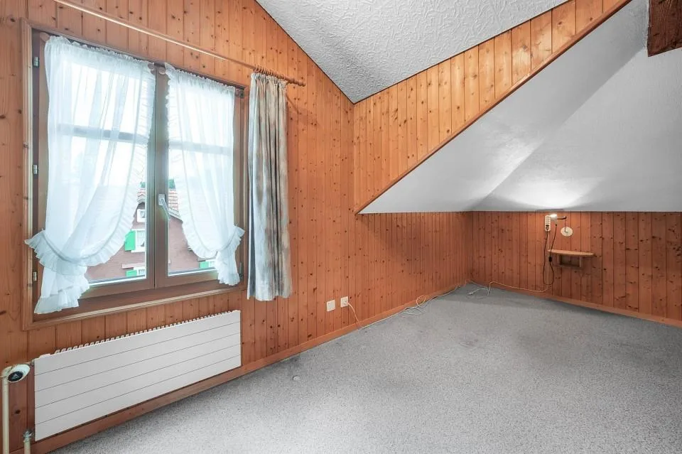 Grande maison d'habitation avec annexe – photo 9 sur 13