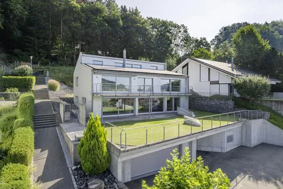 Traumhaftes Panorama - Exklusive Villa mit Weitblick