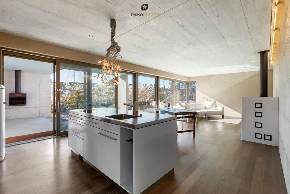 Architektur trifft Lebensqualität – exklusives Designhaus in Güttingen