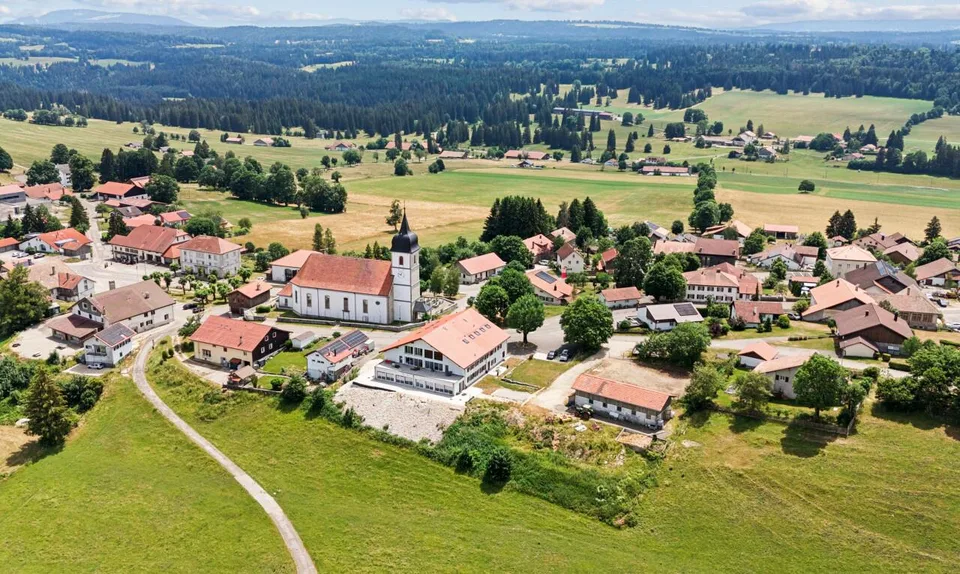 Splendida appartamento 5.5p sotto il tetto orientato a sud in un edificio storico! – foto 12 di 18
