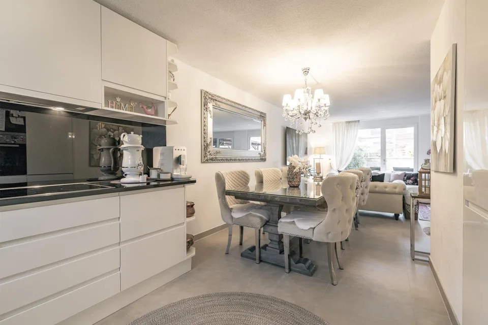 Schönes 6.5-Zimmer Reihenhaus mit Schlossblick im Werdenberg!
