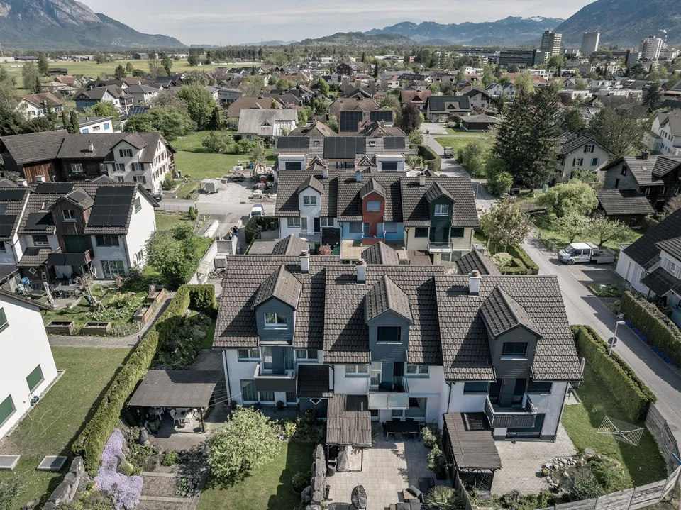 CASA A SCHIERA DI 6.5 LOCALINEL CUORE DI WERDENBERG – foto 10 di 33