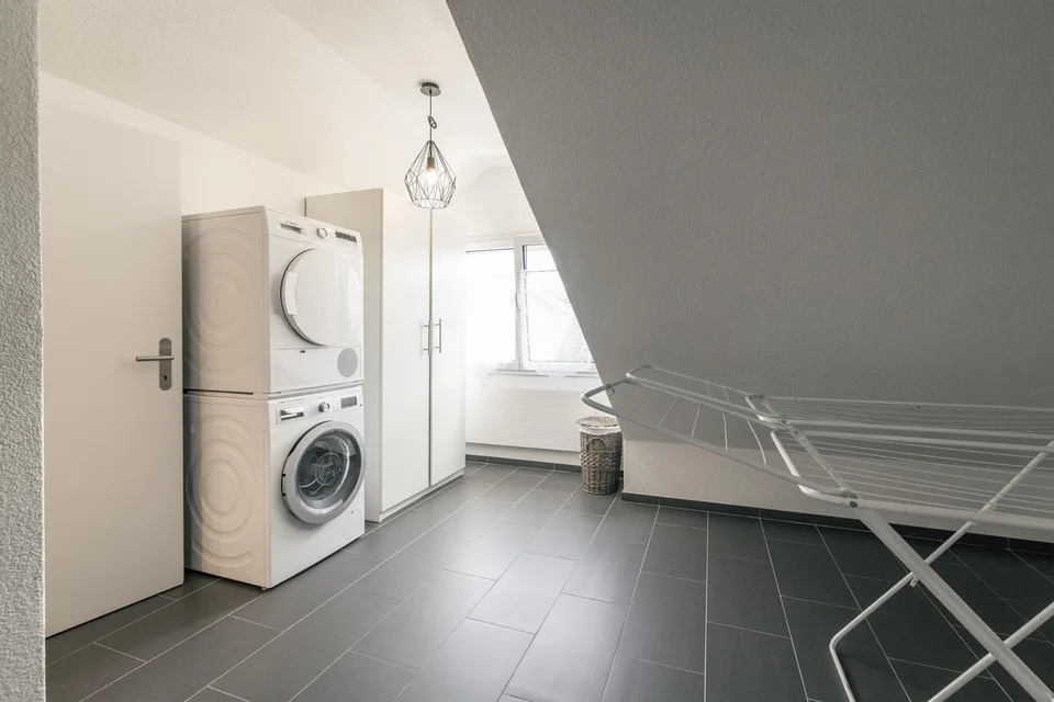 CASA A SCHIERA DI 6.5 LOCALINEL CUORE DI WERDENBERG – foto 21 di 33