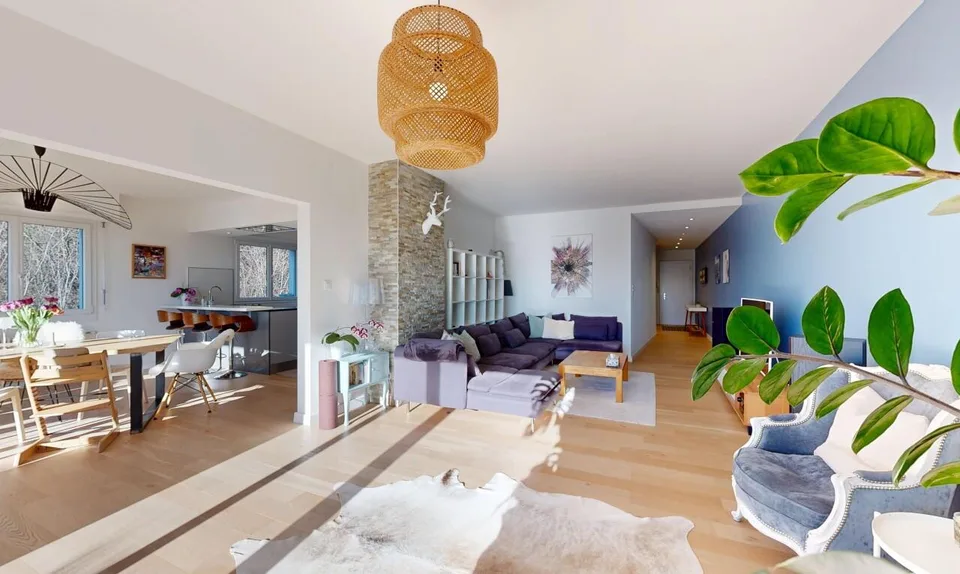 Appartement lumineux 4 chambres avec balcons et vue dégagée