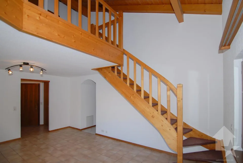 Ampio appartamento duplex ai Bains de Saillon – foto 8 di 37