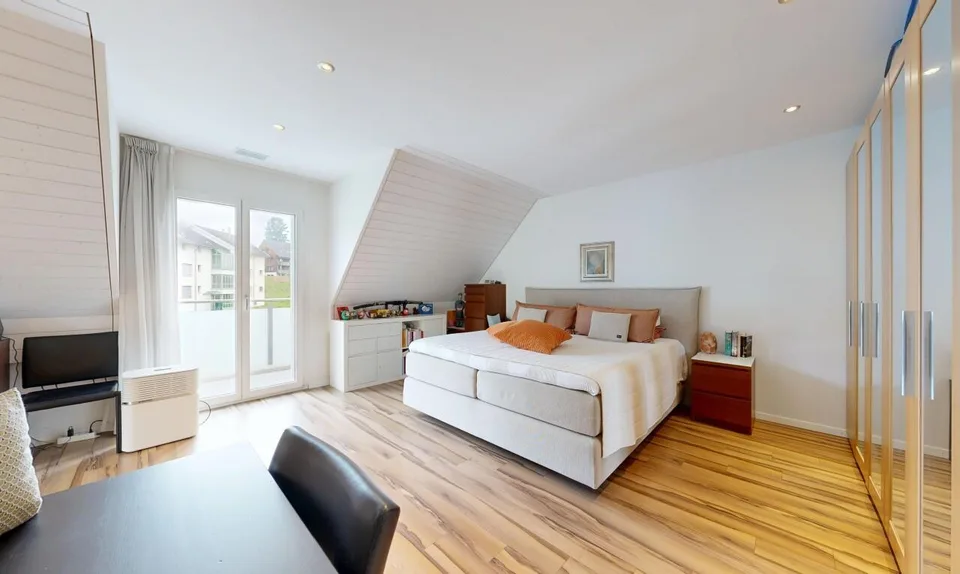 Casa a schiera moderna 5.5 locali con giardino ad Aristau – foto 9 di 21