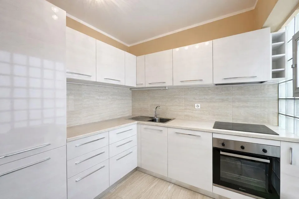 Penthouse mit Seeblick im Herzen von Muralto