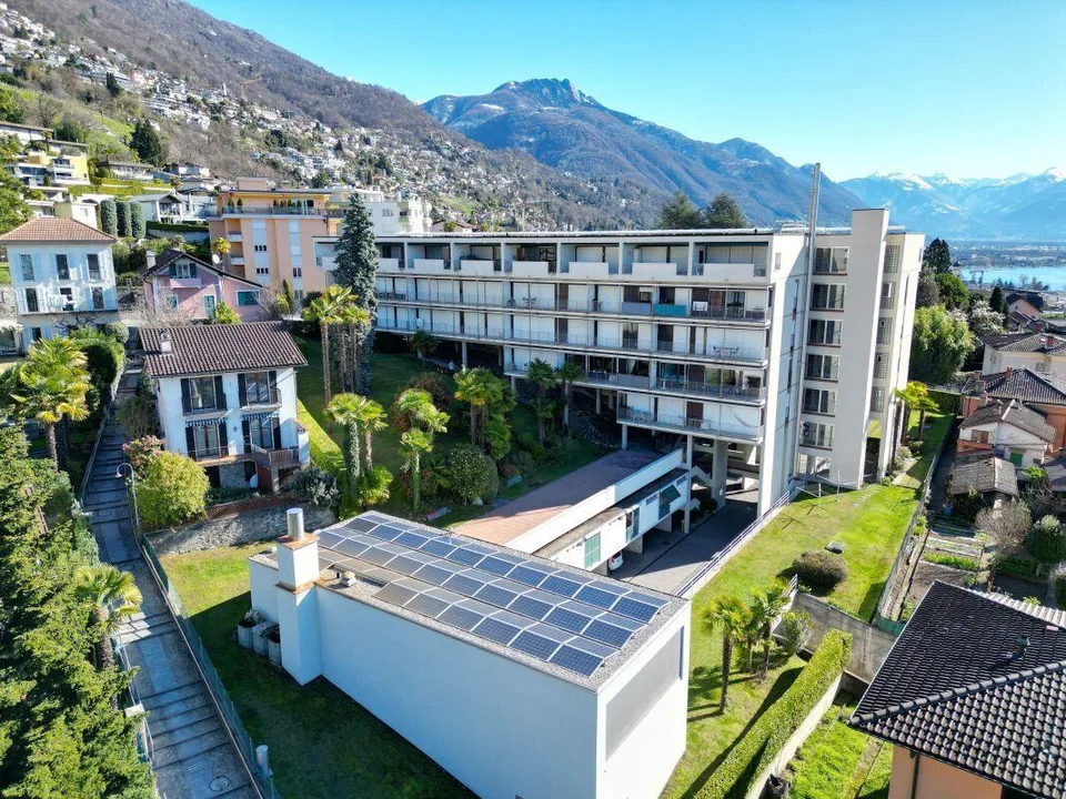 Penthouse mit Seeblick im Herzen von Muralto – Foto 11 von 11