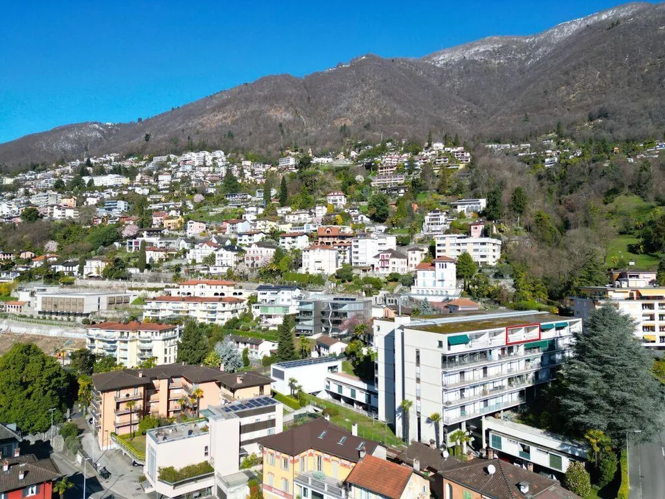Penthouse mit Seeblick im Herzen von Muralto – Foto 10 von 11