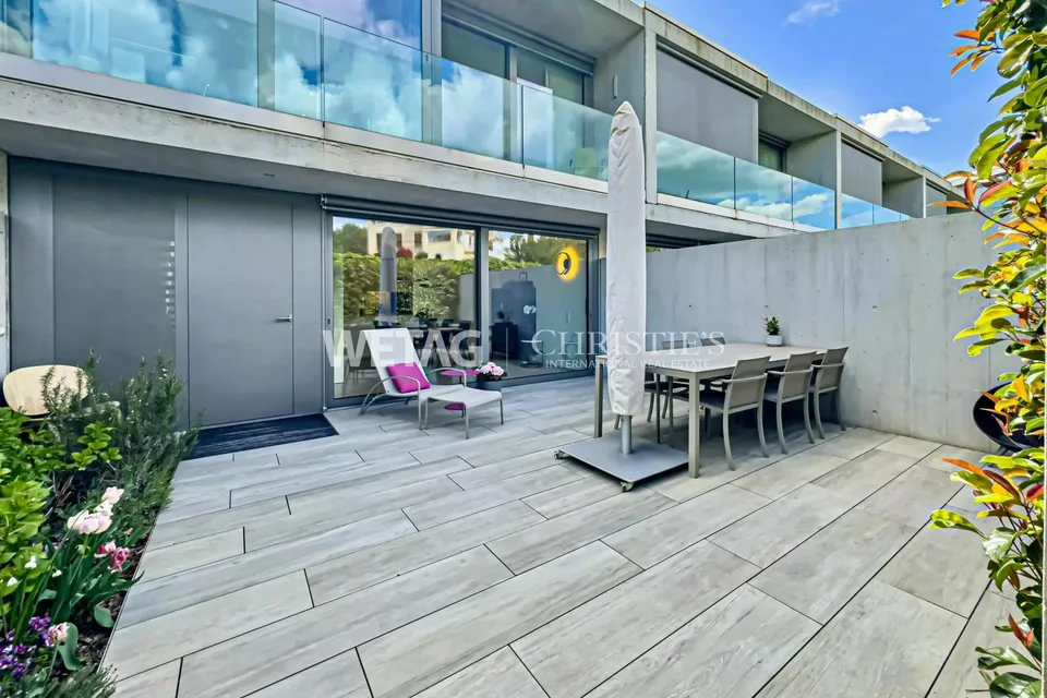 Collina d'Oro-Gentilino: villa en terrasse élégante avec jardin privé à vendre – photo 9 sur 10