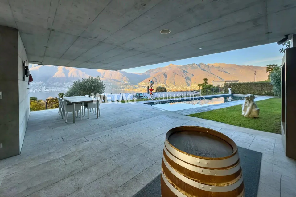 Exklusive Villa mit Panoramablick, grosszügigen Terrassen & Aussenpool im Gambarogno zu verkaufen – Foto 13 von 13