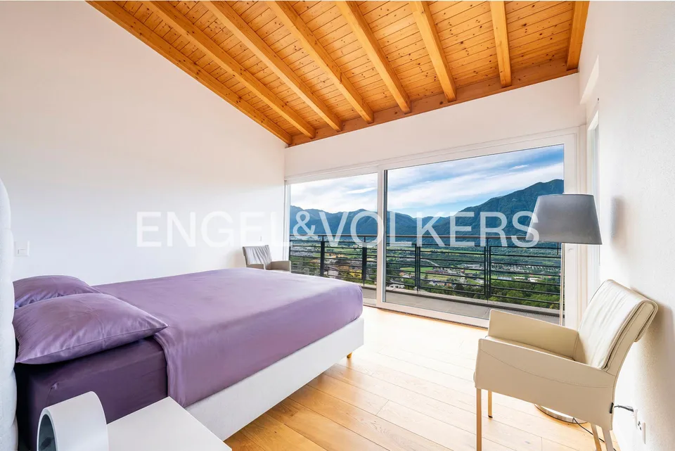 Villa elegante in posizione soleggiata con vista panoramica (5) – foto 8 di 21