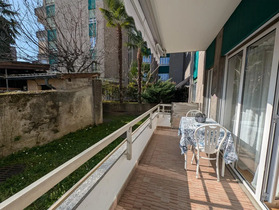 Appartement accueillant de 3,5 pièces avec terrasse et jardin – photo 10 sur 15