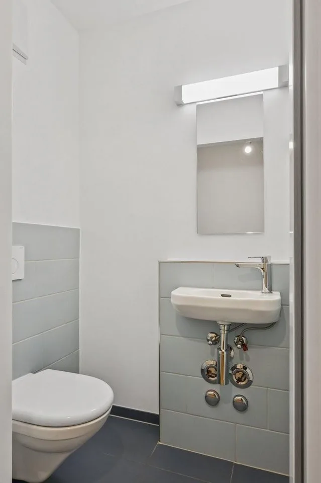 Freshly renovated 4-room apartment in a quiet location