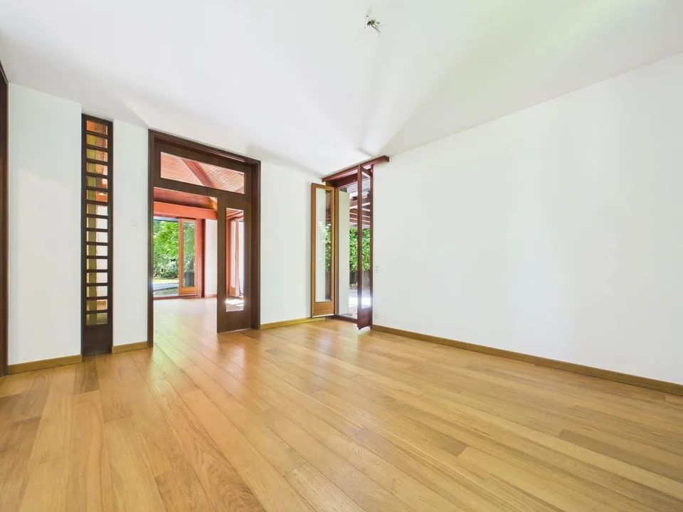 Elegante Villa mit Pool und privatem Garten in Gentilino – Foto 9 von 13