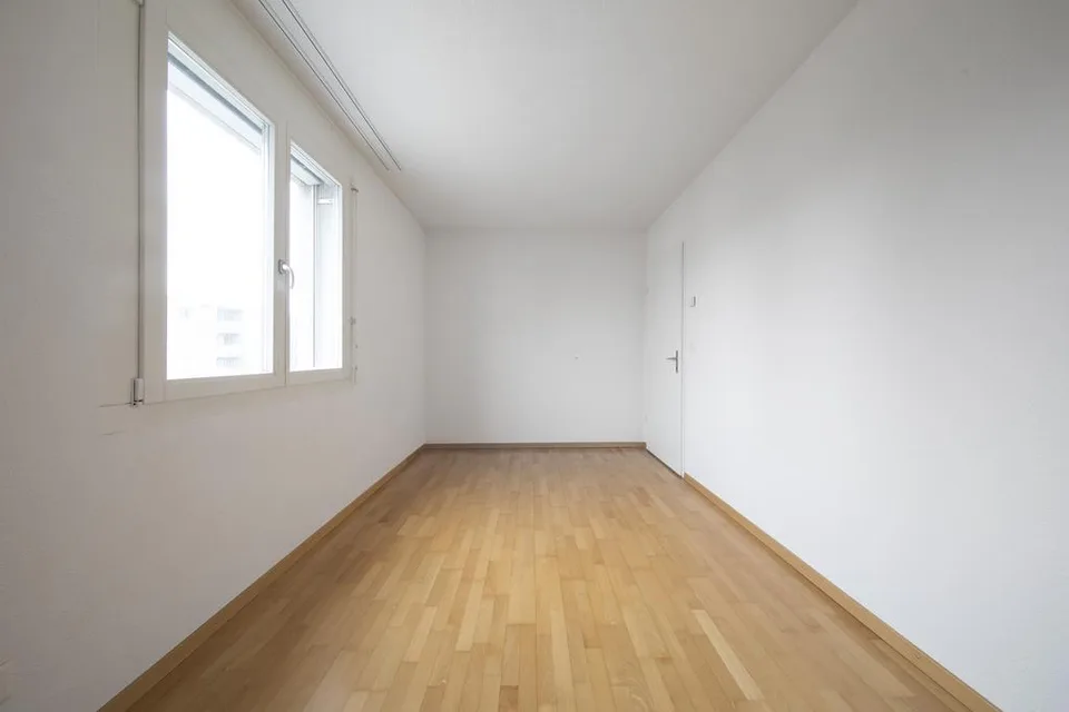 Moderne 5.5-Zimmerwohnung mit Top-Anbindung und Komfort!