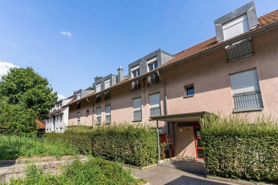 Die Sonne auf dem Balkon geniessen - profiter du soleil au balcon