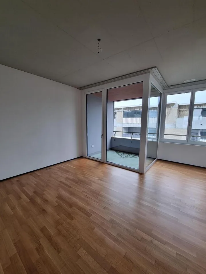 Ihre moderne 2 Zimmer-Wohnung im Herzen von Suhr
